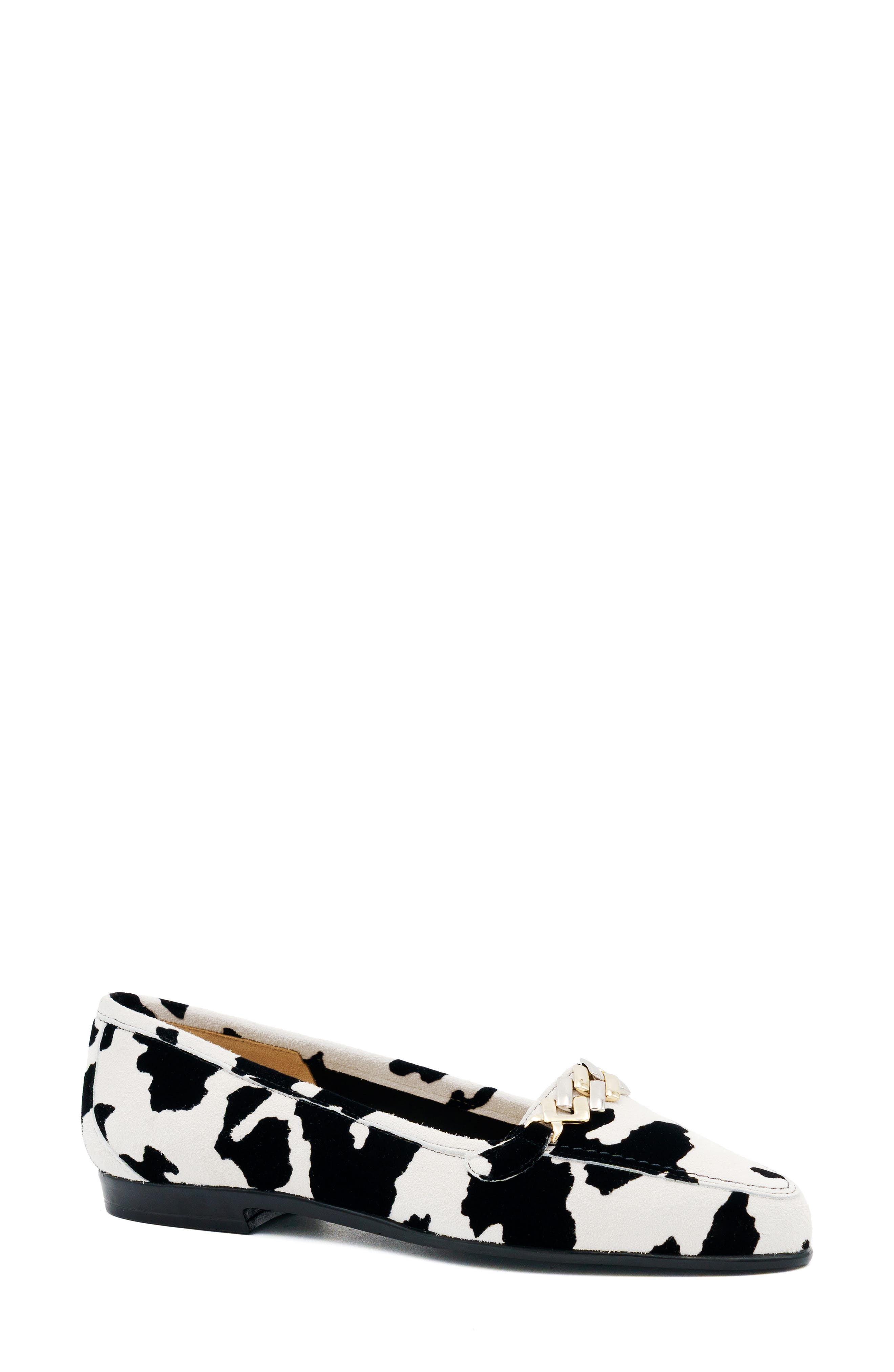 BLACK/ WHITE