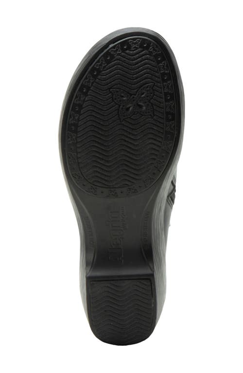 Alegria By Pg Lite Silah Clog In Brown