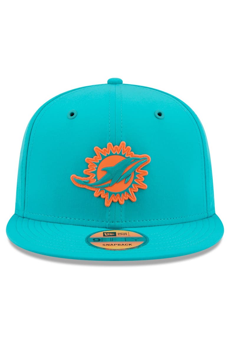 Men's New Era Aqua Miami Dolphins 2026 Sideline 9FIFTY Snapback Hat, Alternate, color, Aqua