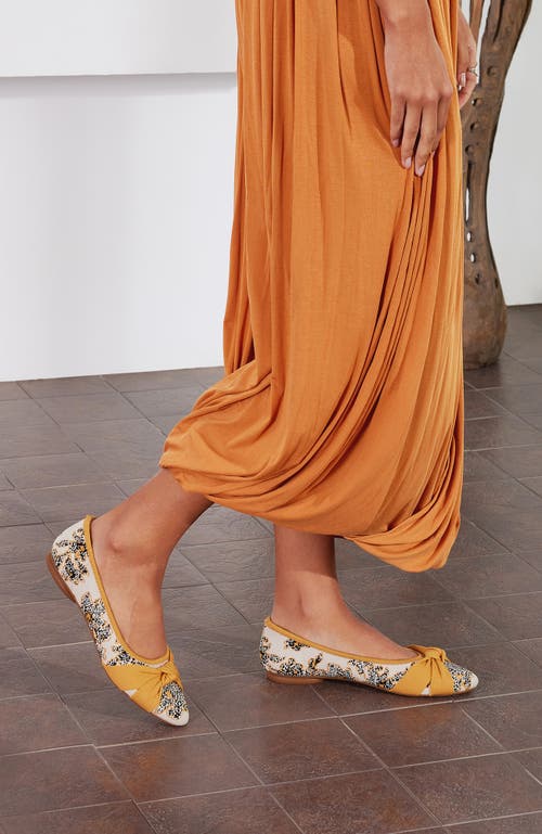 Vivaia Almond-toe Knotted Flats