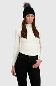 Lyla Grant Beanie Hat With Fur-Free Fox (Faux Fur) Pompom