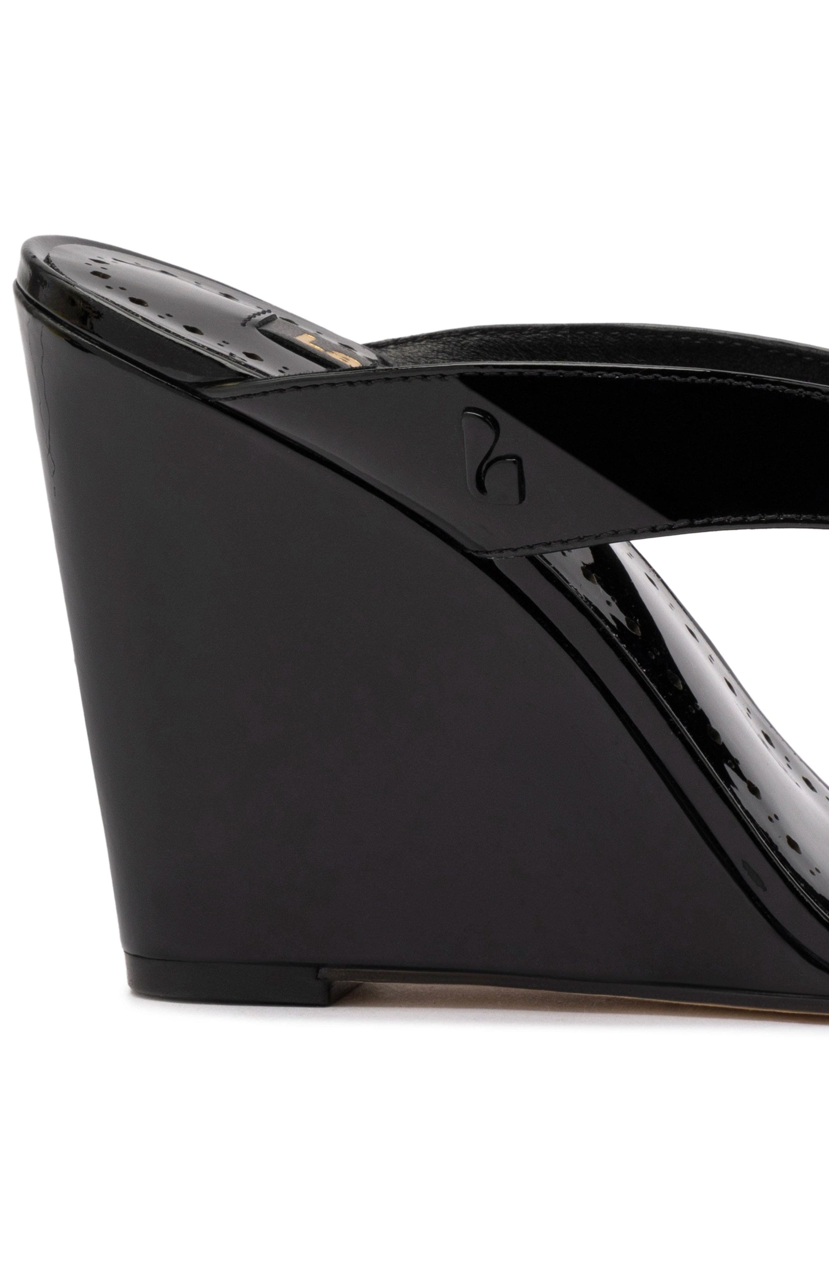 Larroudé Gaia Wedge Sandal, Alternate, color, 