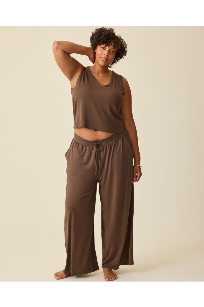 Aria Cropped V-Neck Tank, Alternate, color, Chocolate