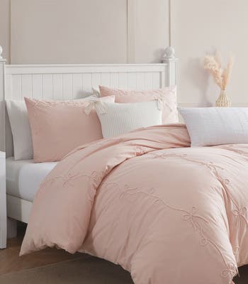 Sasha Bows Comforter & Sham Set