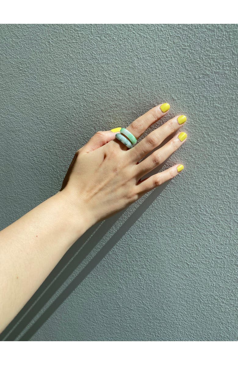 seree Koi Mottled green jade ring, Alternate, color, Green