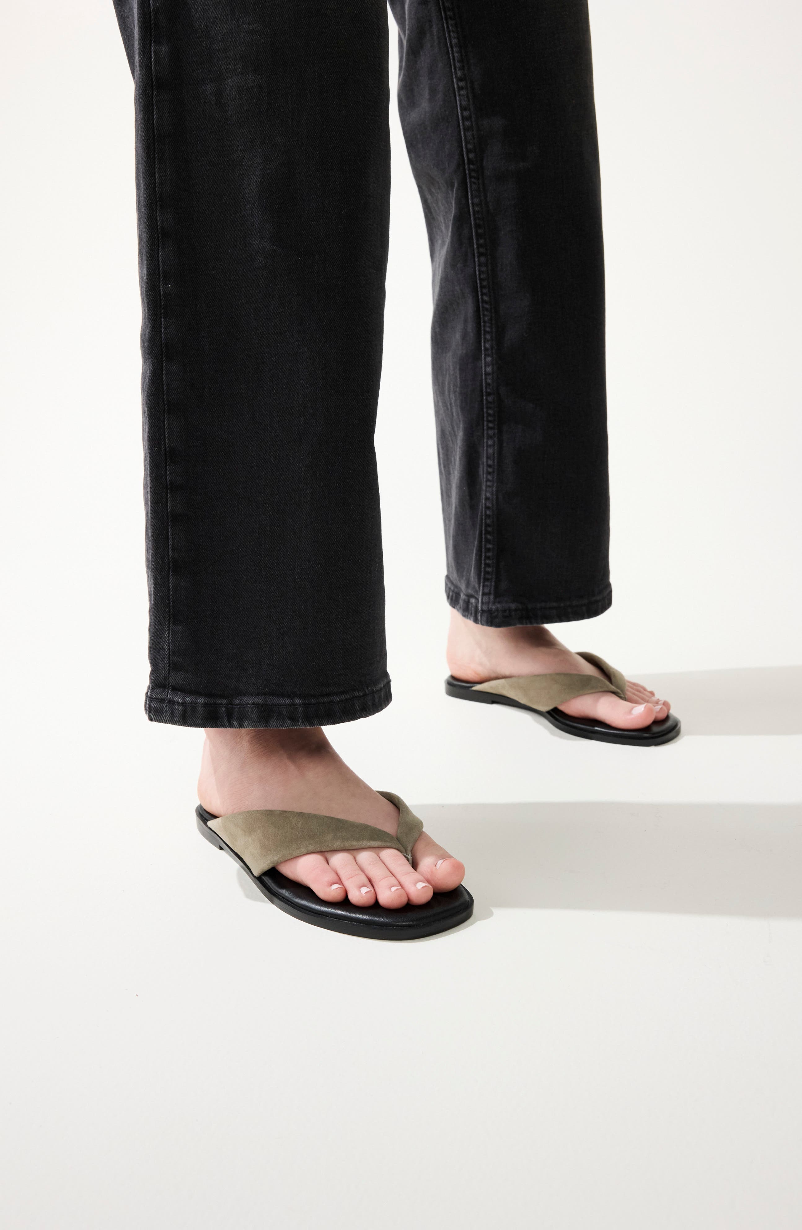 Yosi Samra Giselle Flip Flop, Alternate, color, Taupe