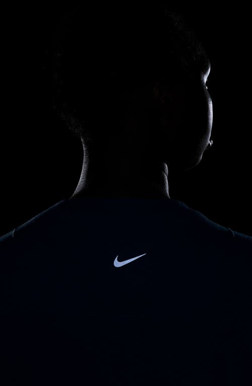Nike One Relaxed Dri-fit Top In Blue