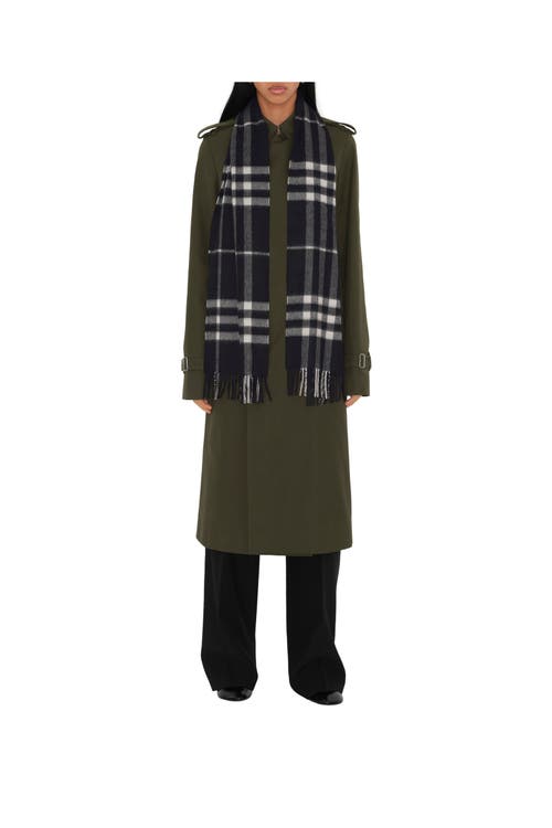 Burberry Check Cashmere Scarf In Black/calico
