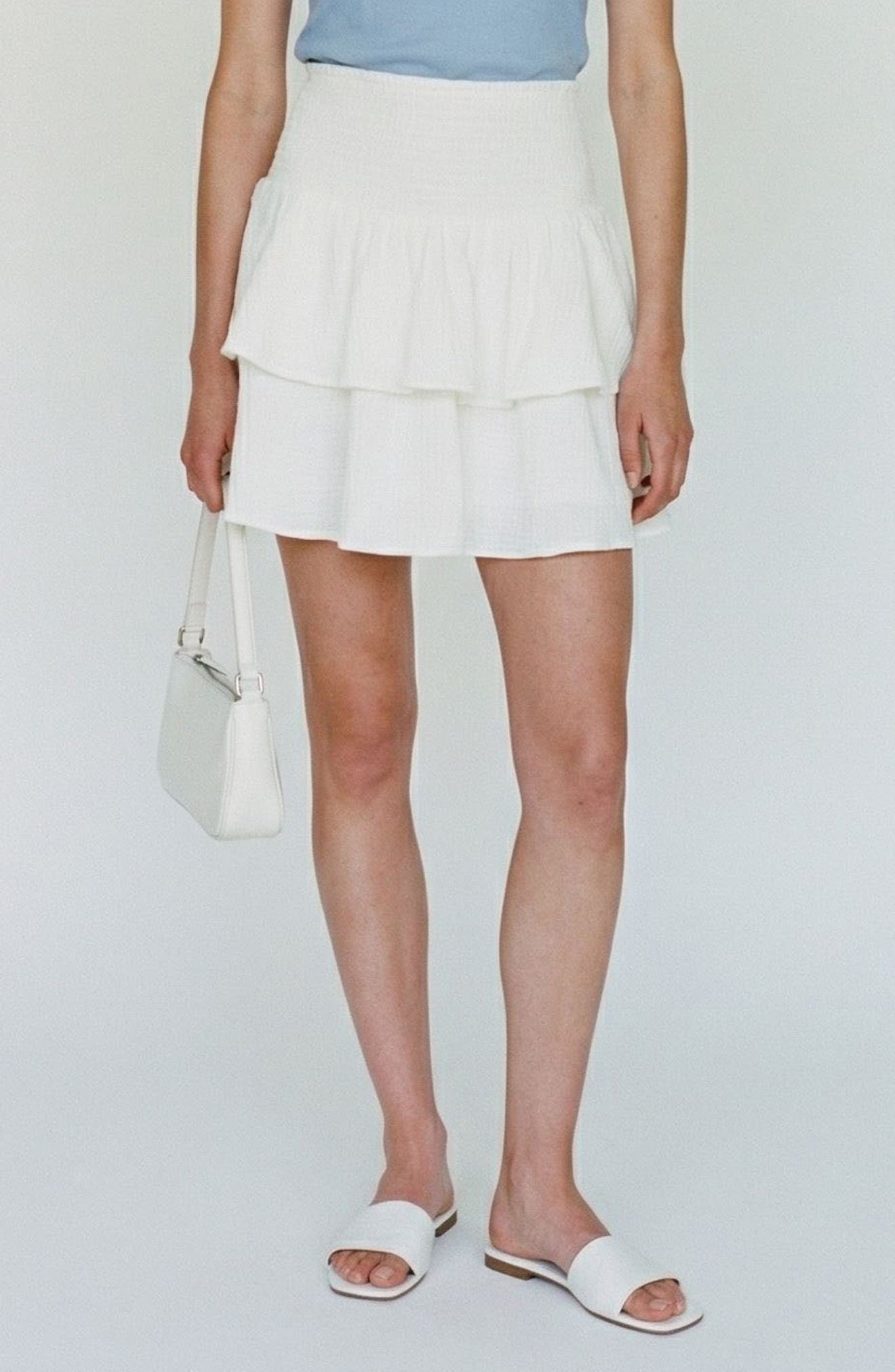 selected SNOW WHITE