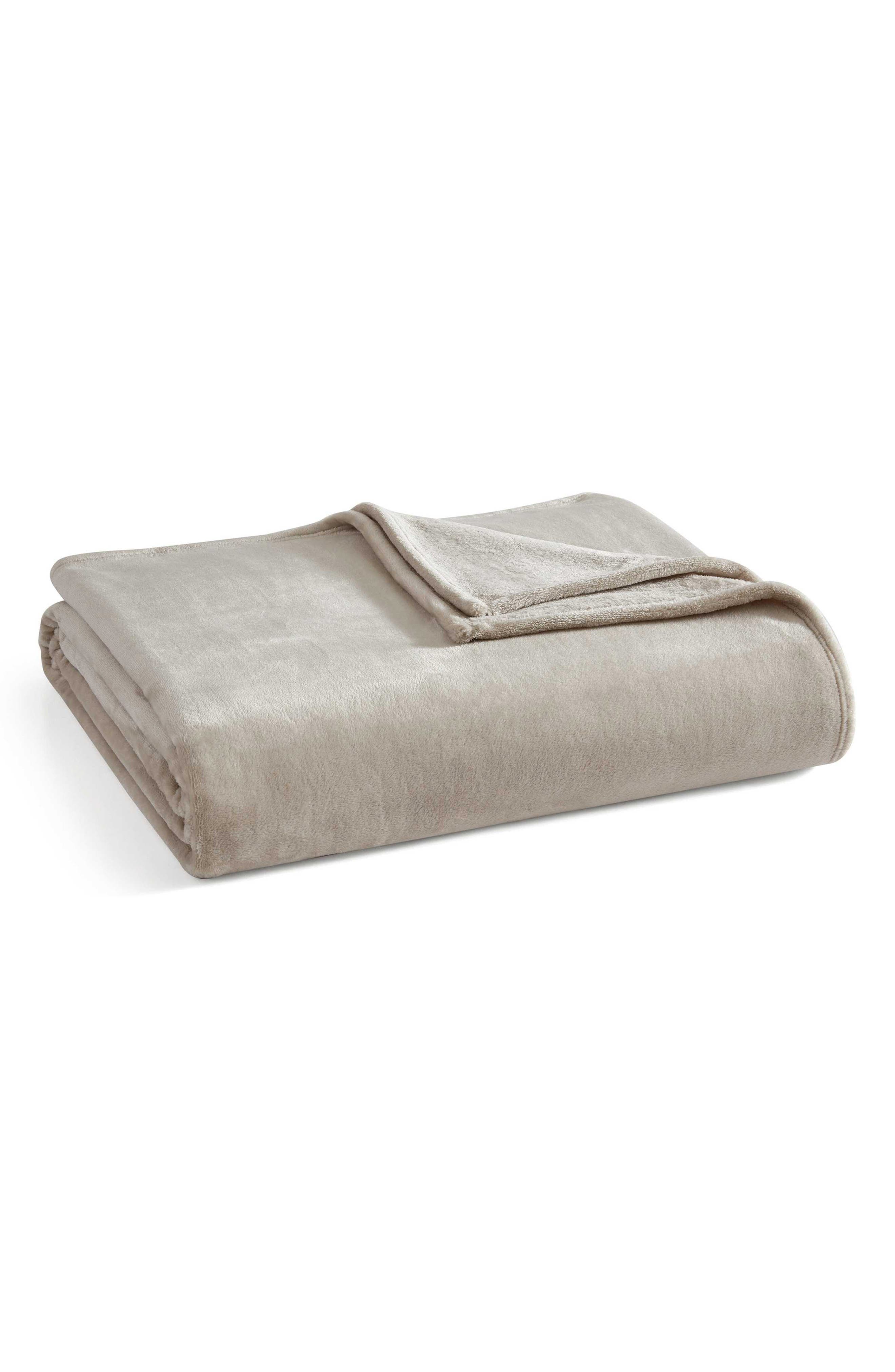 CHINCHILLA GREY
