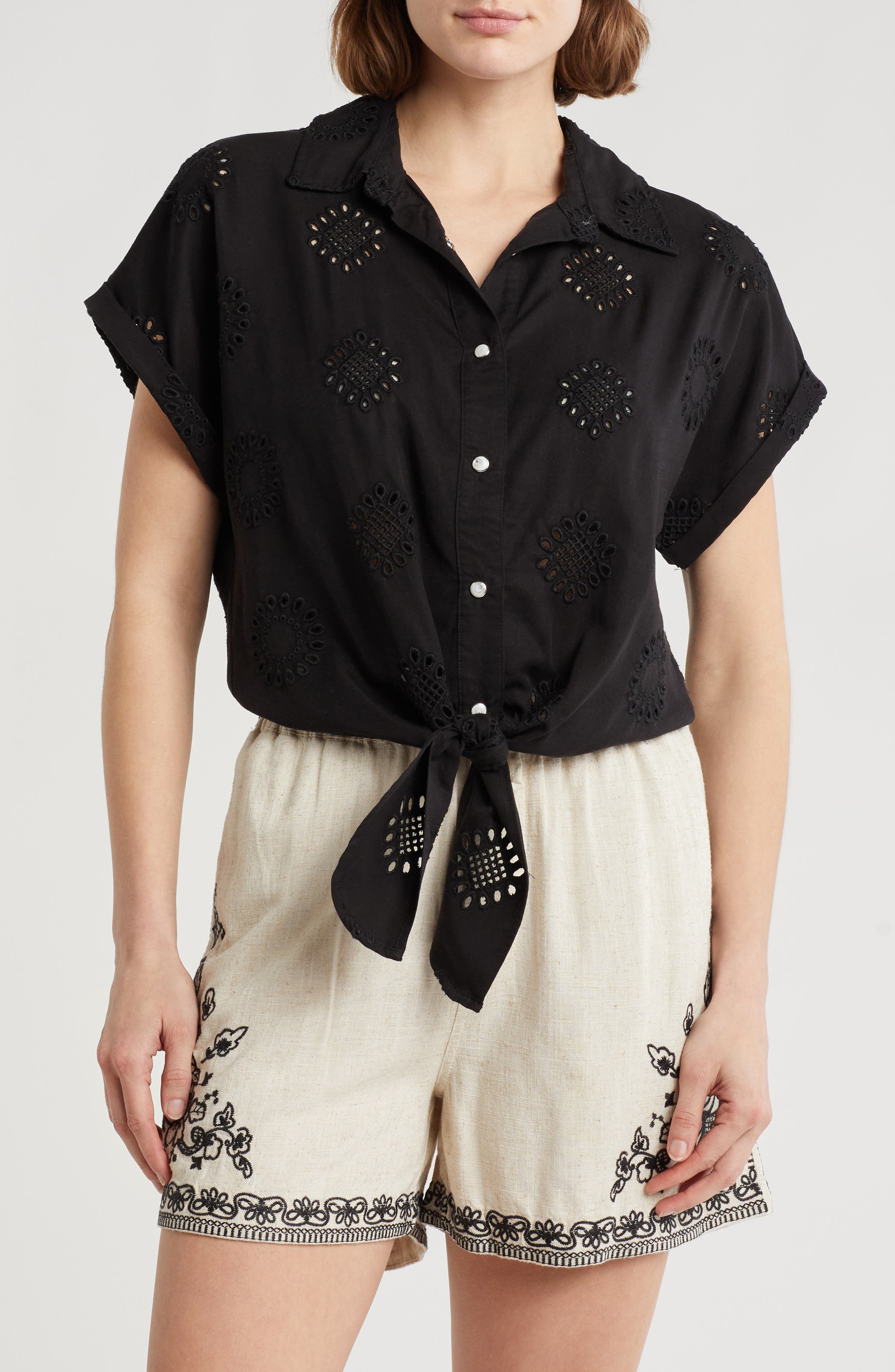 ELIE ELIE TAHARI Embroidered Eyelet Short Sleeve Tie Front Shirt