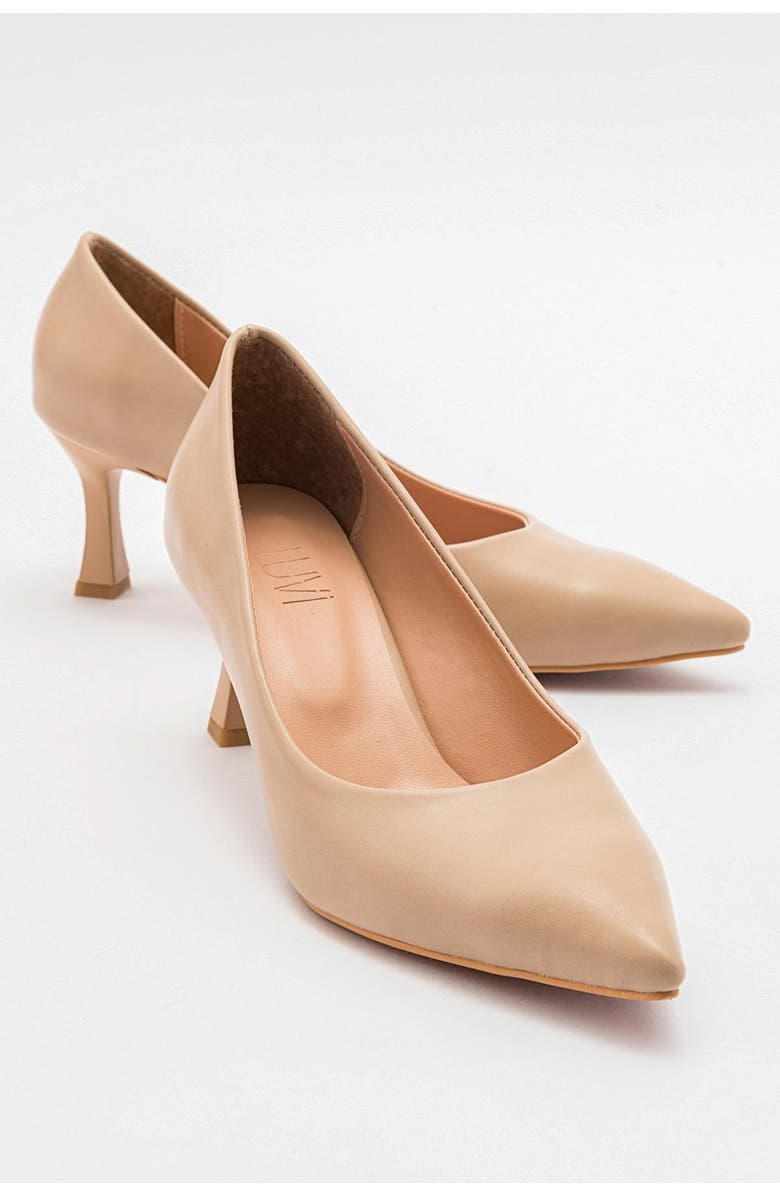 Prologue Shoes Pedra Pointed Toe Pump, Main, color, Beige