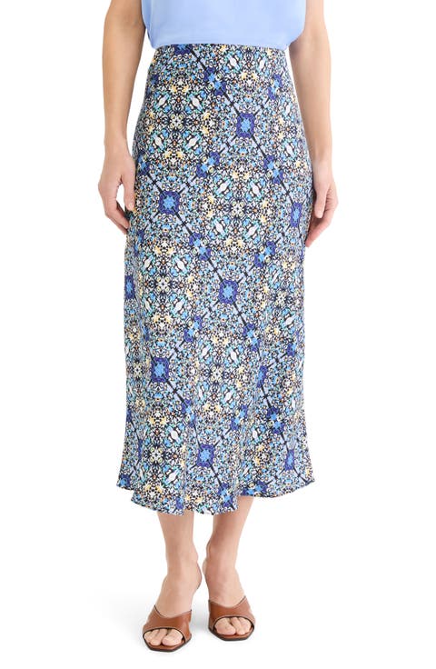 Filigree Tile Slip Skirt