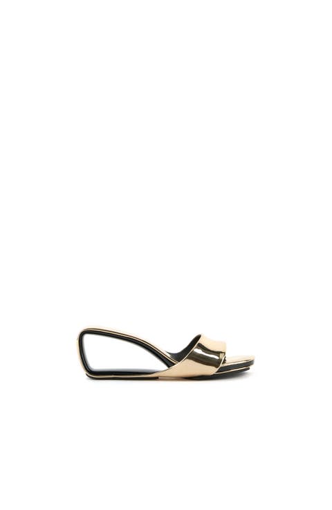 Mobius Mid Sandal