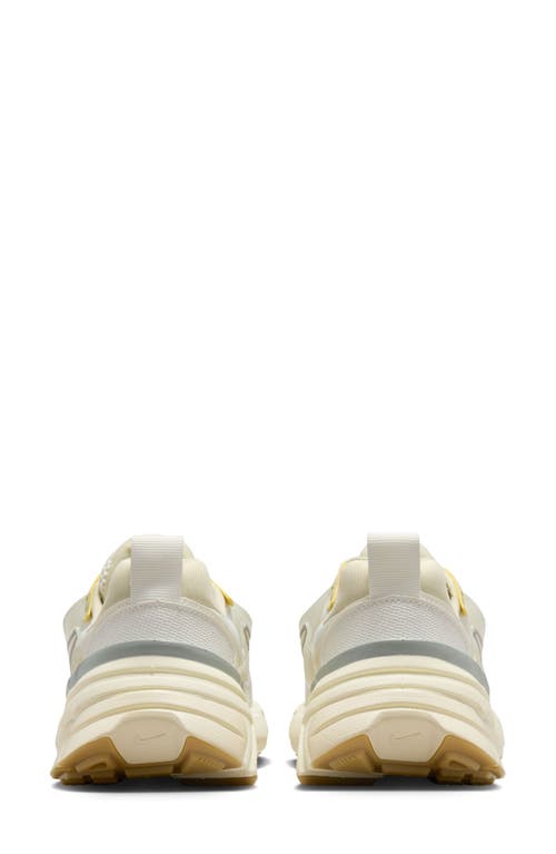 Nike V2k Run Sneaker
