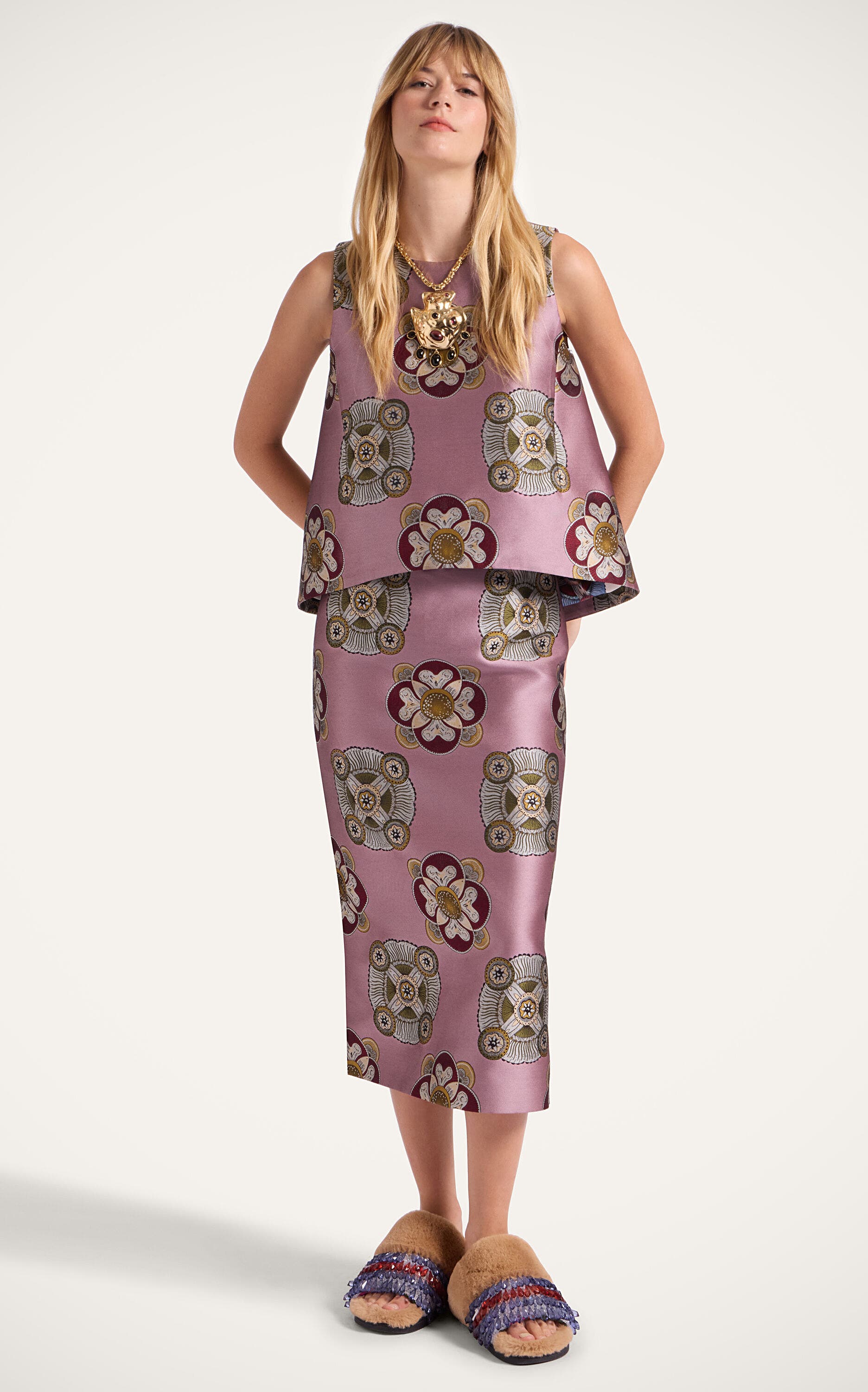 selected Nucleus Dusty Pink
