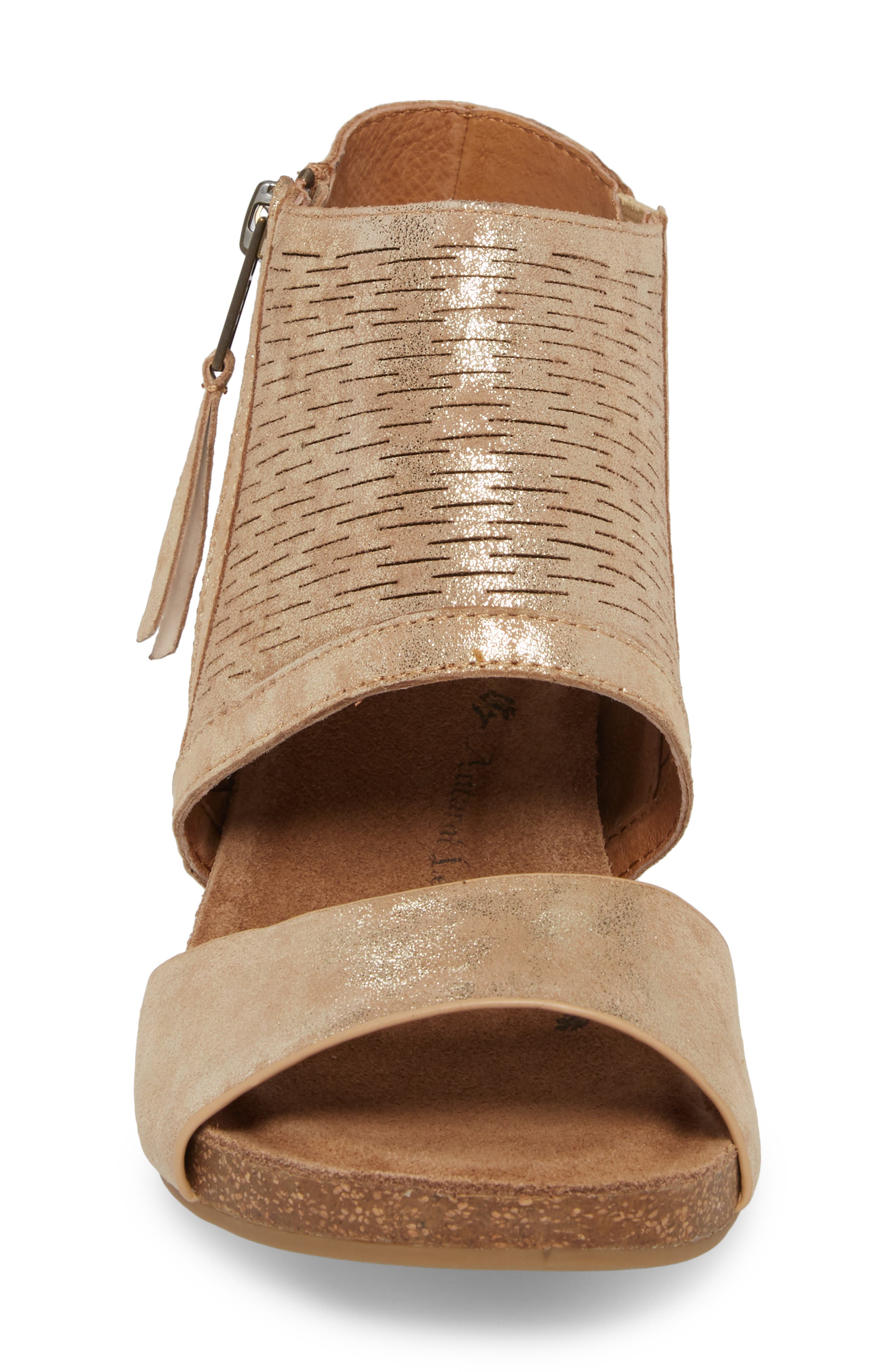 Söfft Milan Block Heel Sandal, Alternate, color, 