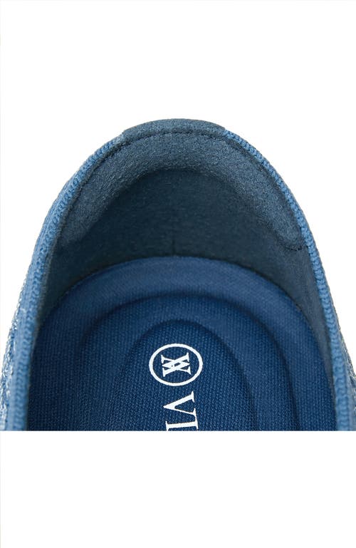Vivaia Square-toe V-cut Flats