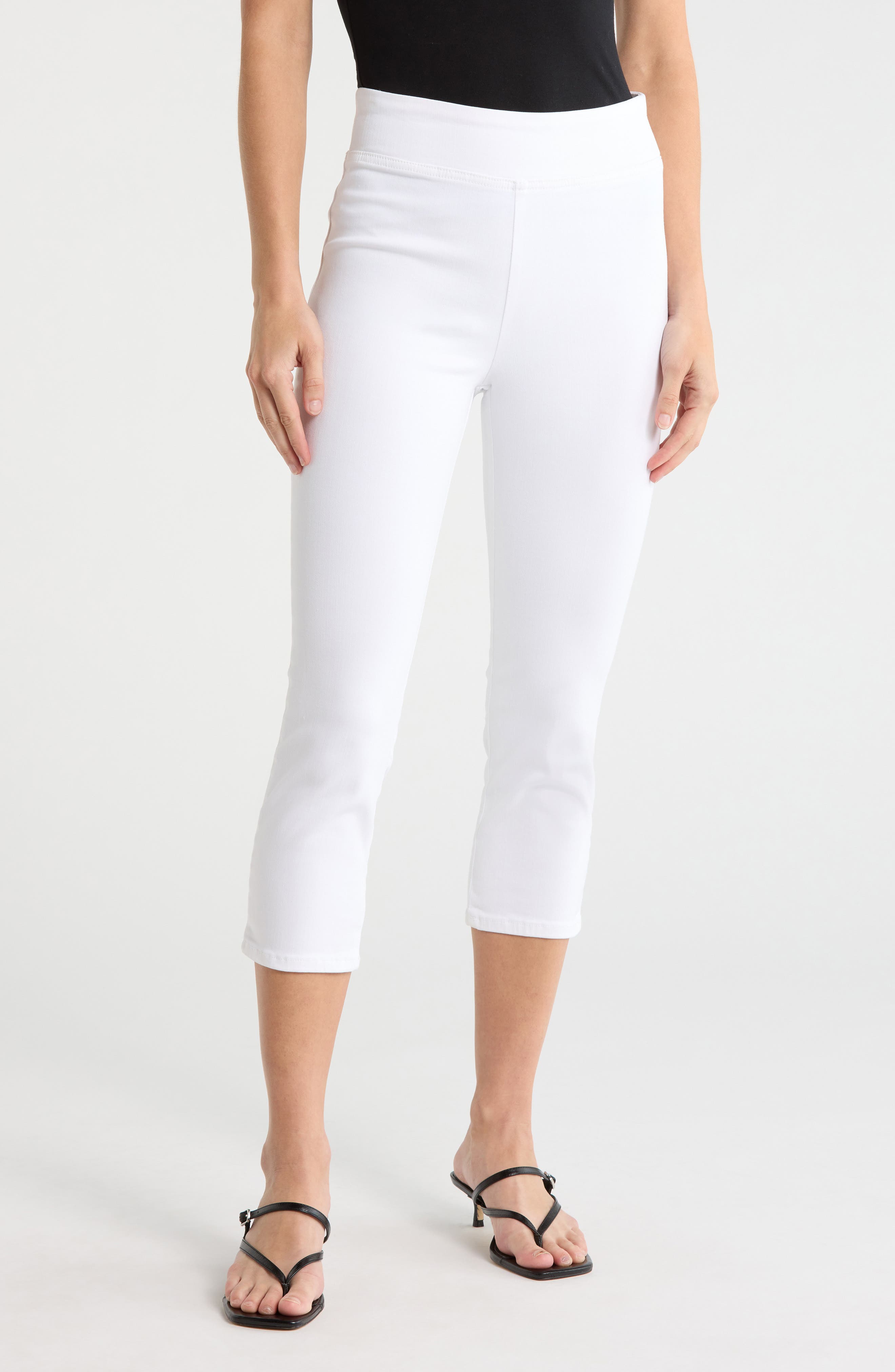 FRAME Jetset Weekend Pull-On High Waist Capri Jeans