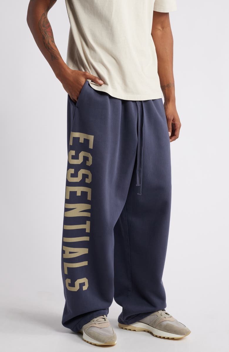 Fear of God Essentials Relaxed Fit Heavy Fleece Sweatpants, Main, color,