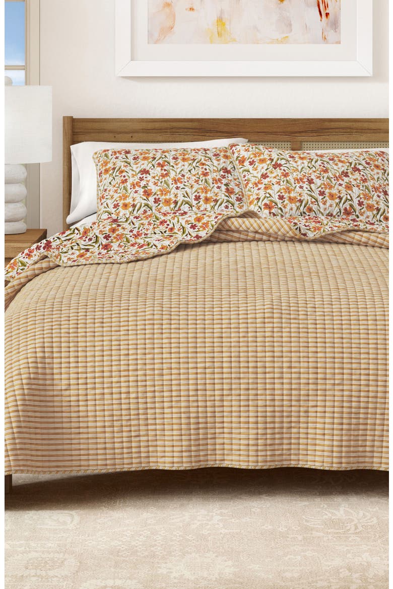 Golden Floral Meadow Quilt Set, Alternate, color, GOLDEN MEADOW