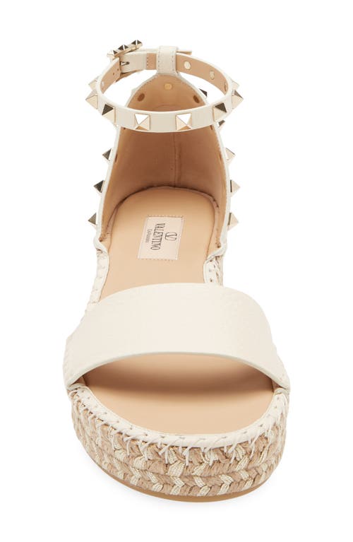 Valentino Rockstud 55 Grainy Leather Platform Sandal In Neutral