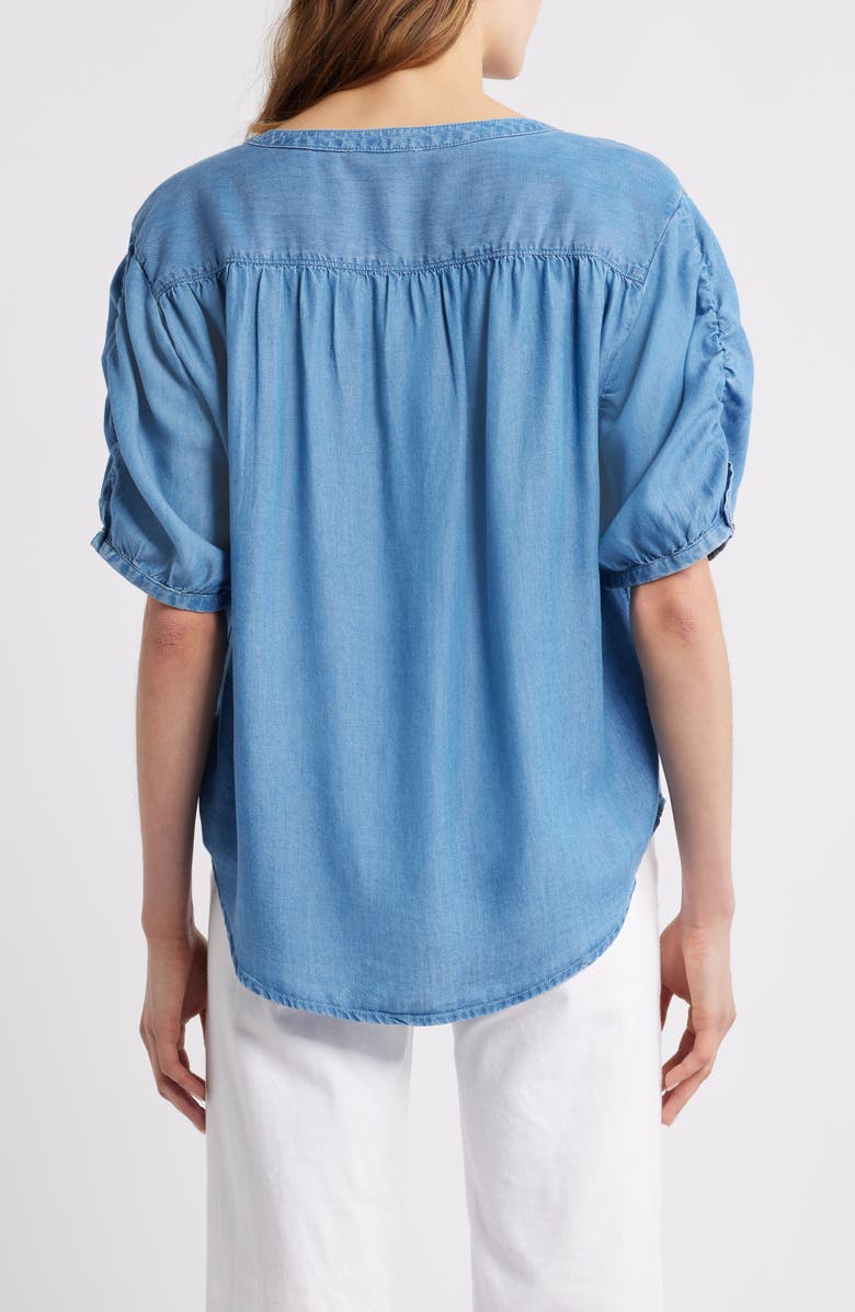 beachlunchlounge Deja Short Sleeve Denim Shirt, Alternate, color, Medium Wash