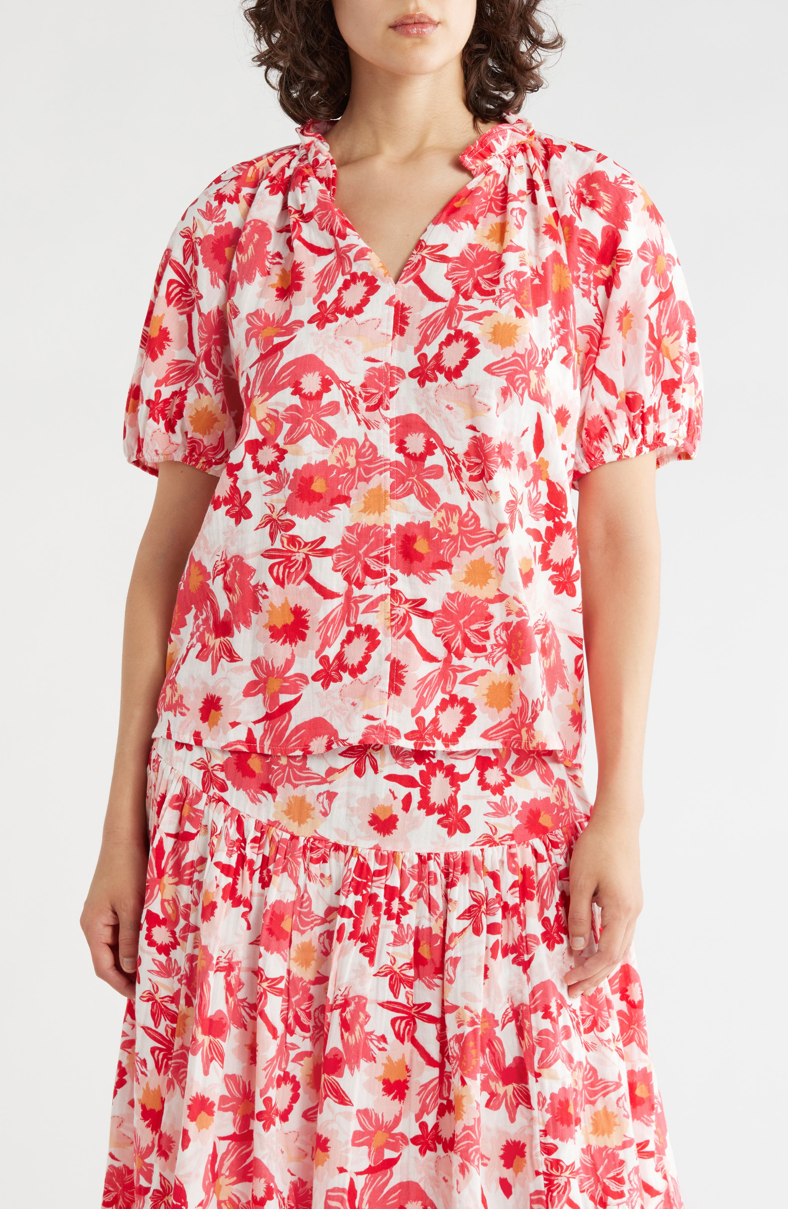 IVORY RED PALM FLORAL