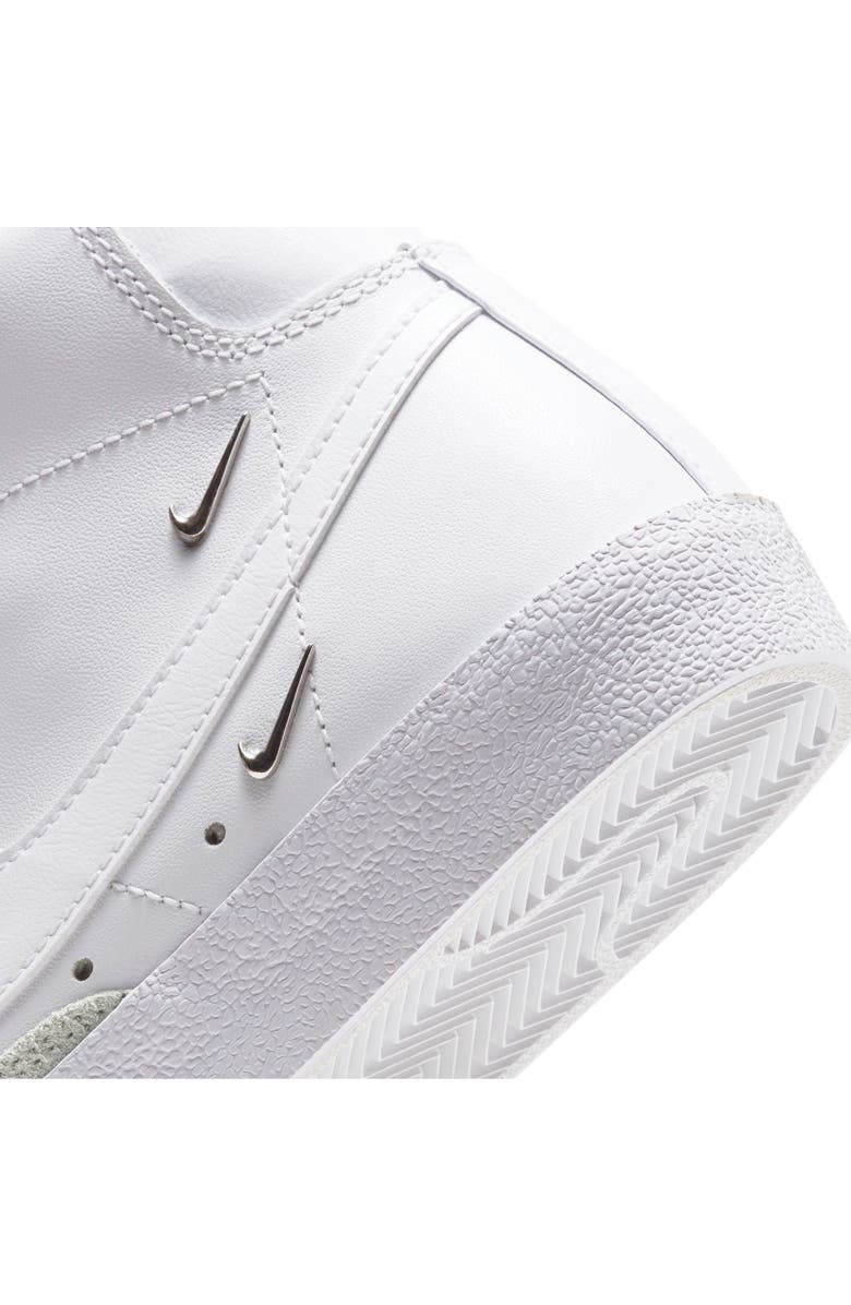 Nike Blazer Mid '77 SE High Top Sneaker, Alternate, color,