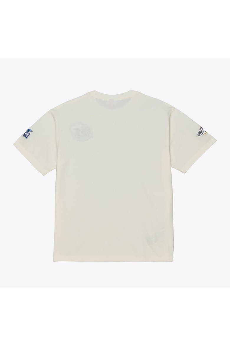 Men's Mitchell & Ness Cream Dallas Mavericks Hardwood Classics Chainstitch Premium T-Shirt, Alternate, color, Cream
