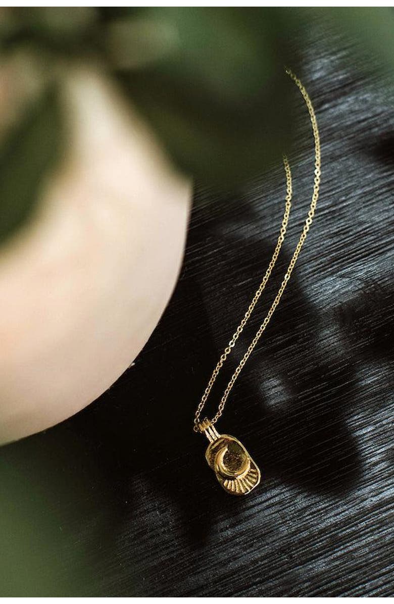 Ivy & Pearl Co. Moonlight Essence Necklace, Alternate, color, Gold