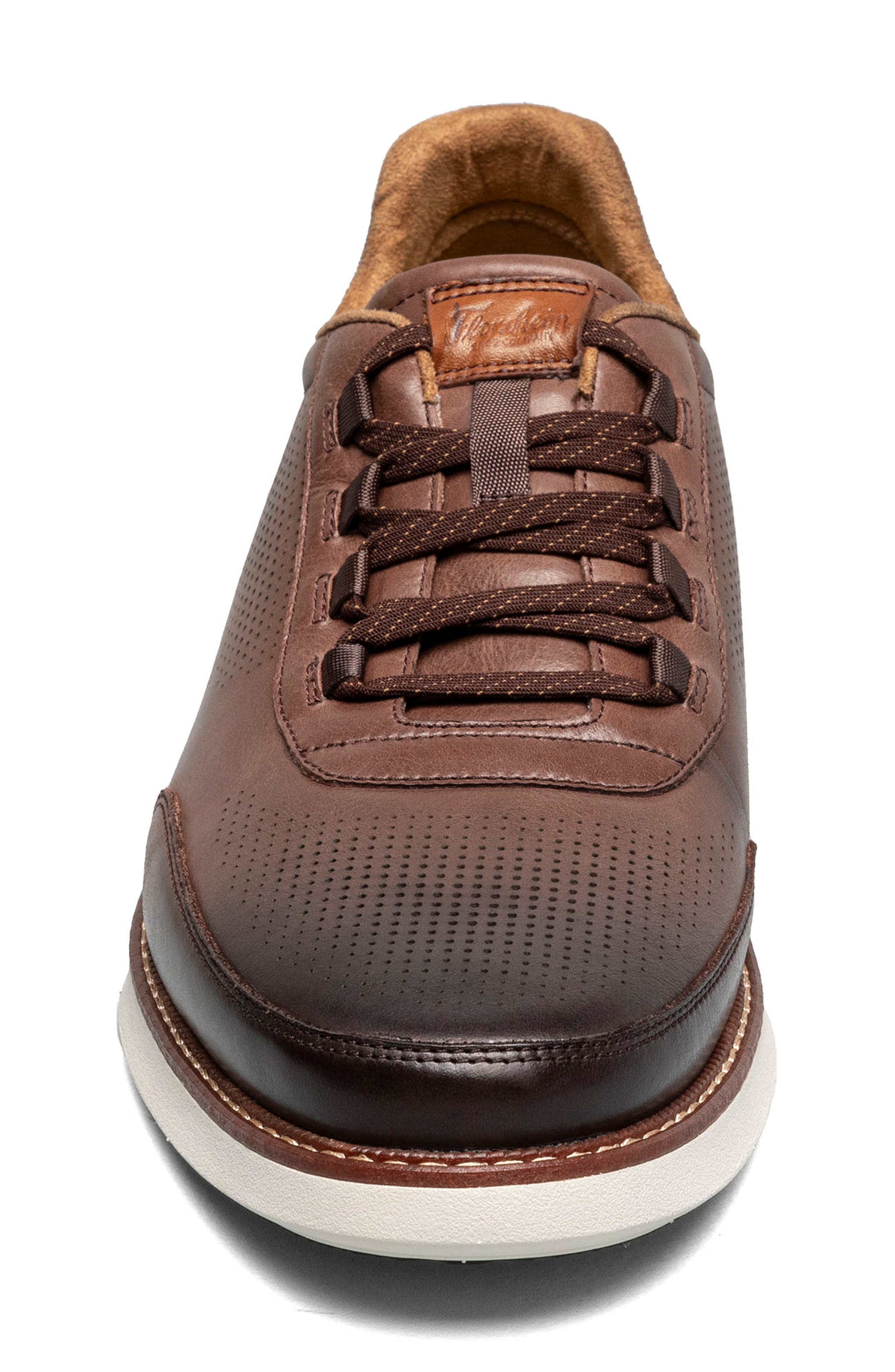 Launch Elastic Lace Sneaker, Alternate, color, BROWN