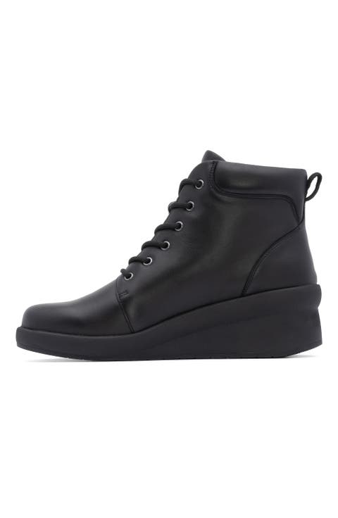 Passage Lace Up Boot