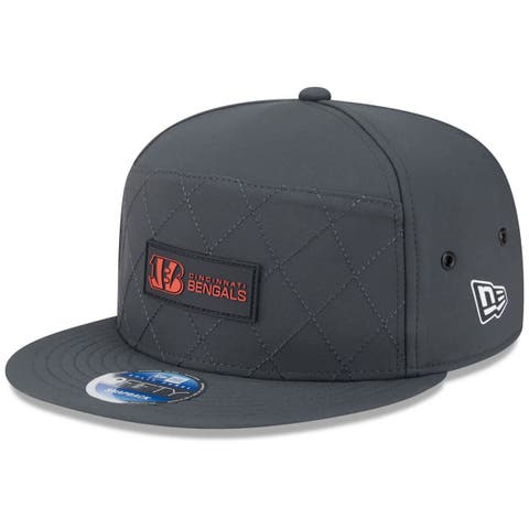 Men's New Era Charcoal Cincinnati Bengals 2025 Sideline Cold Weather Split Panel 9FIFTY Snapback Hat