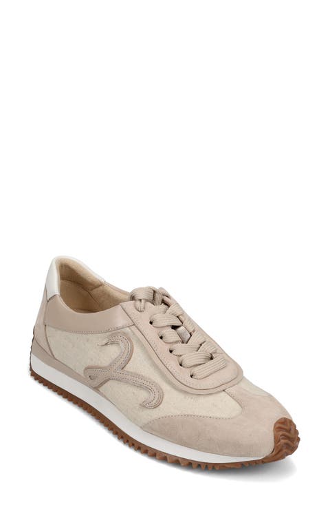 Qalan Sneaker (Women)