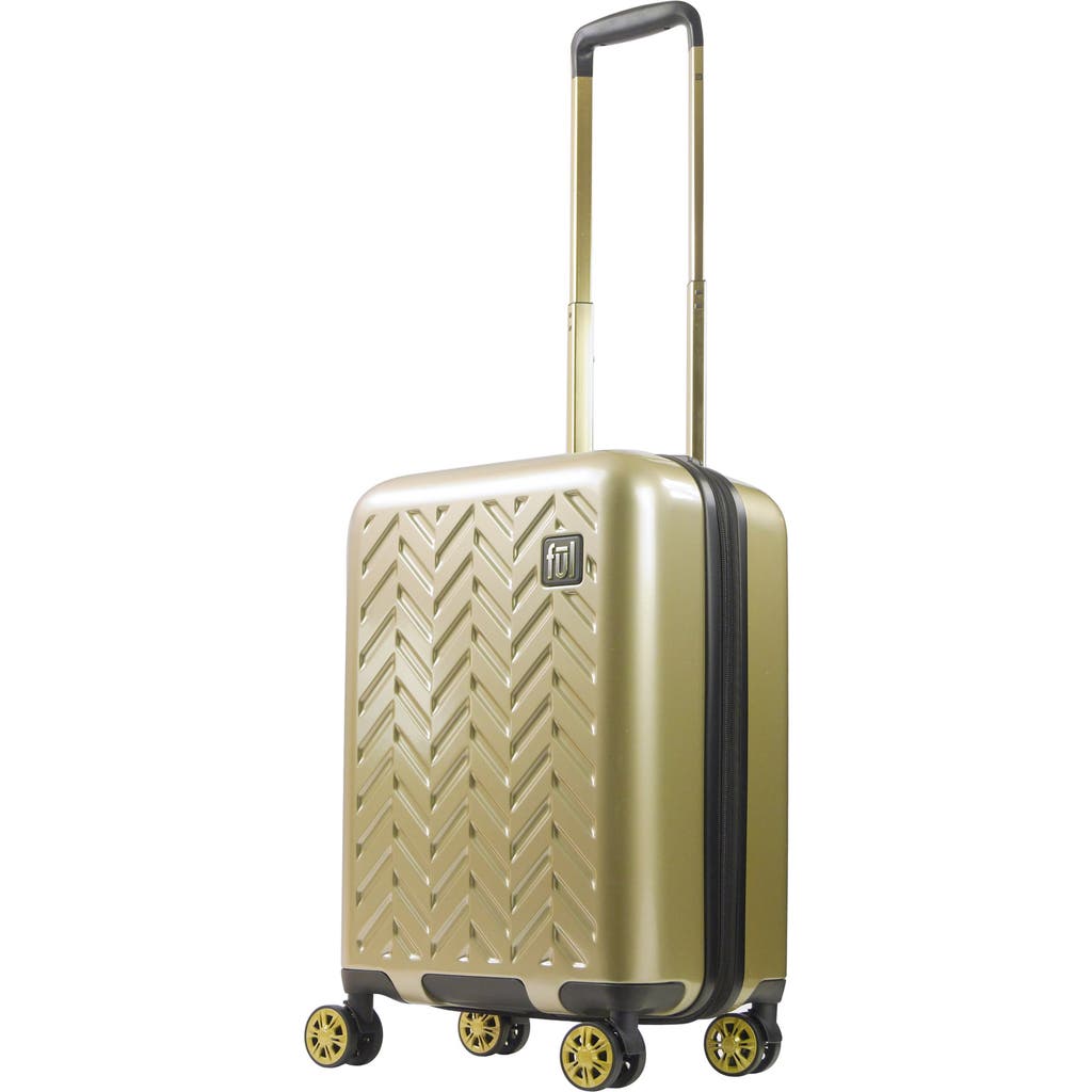 Ful Groove 22 Inch Hardside Spinner Luggage
