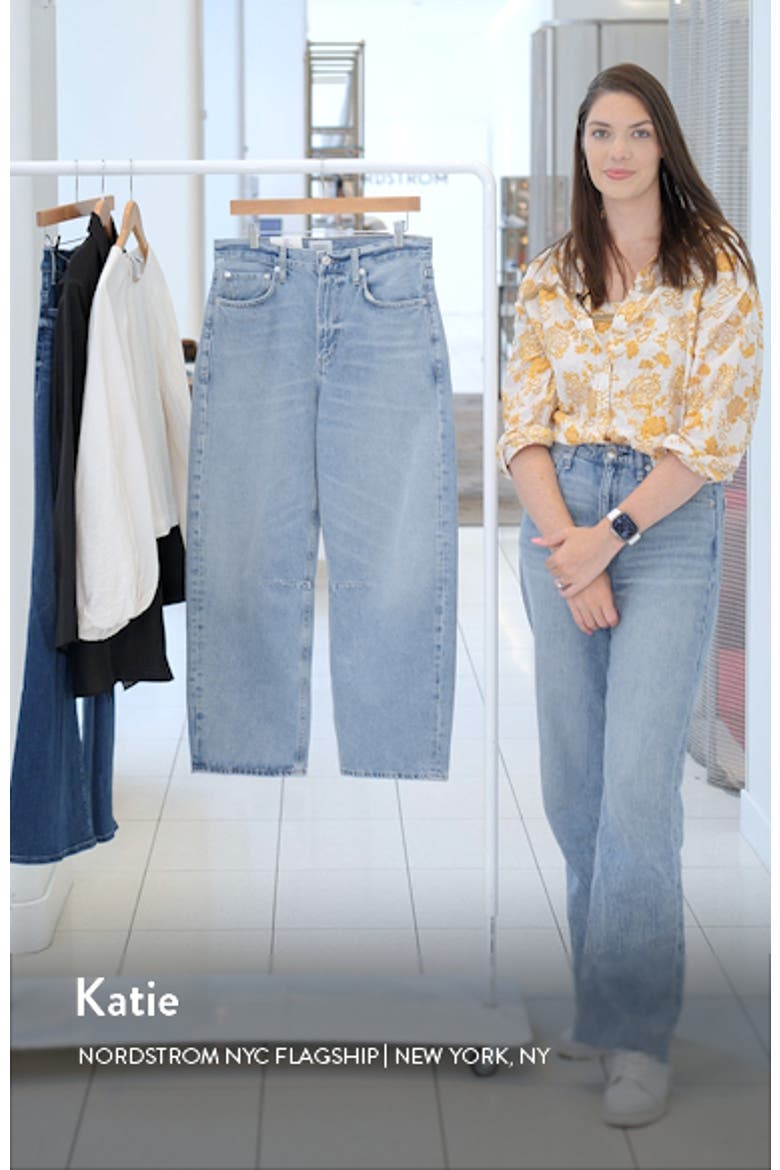 Miro Barrel Jeans video