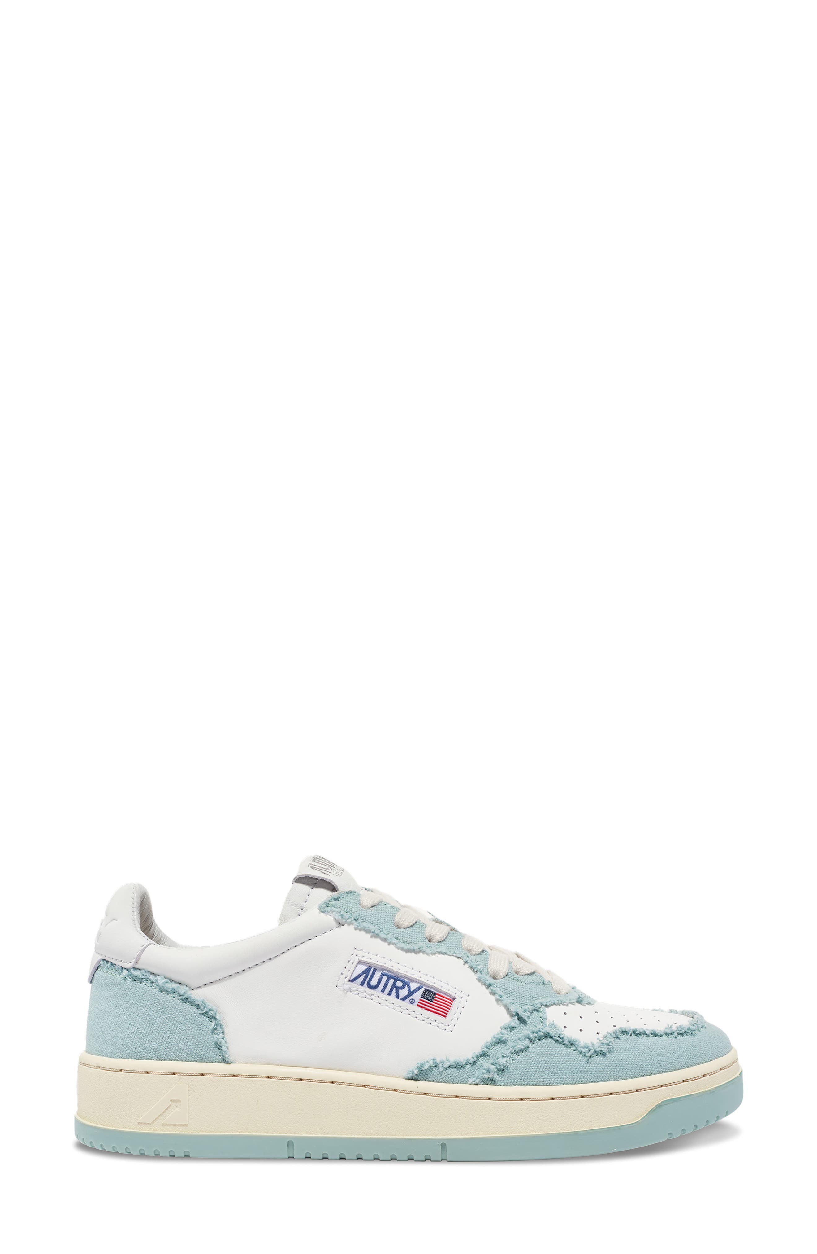 AUTRY Medalist Low Top Sneaker, Alternate, color, Bicolor Blue Surf Canvas