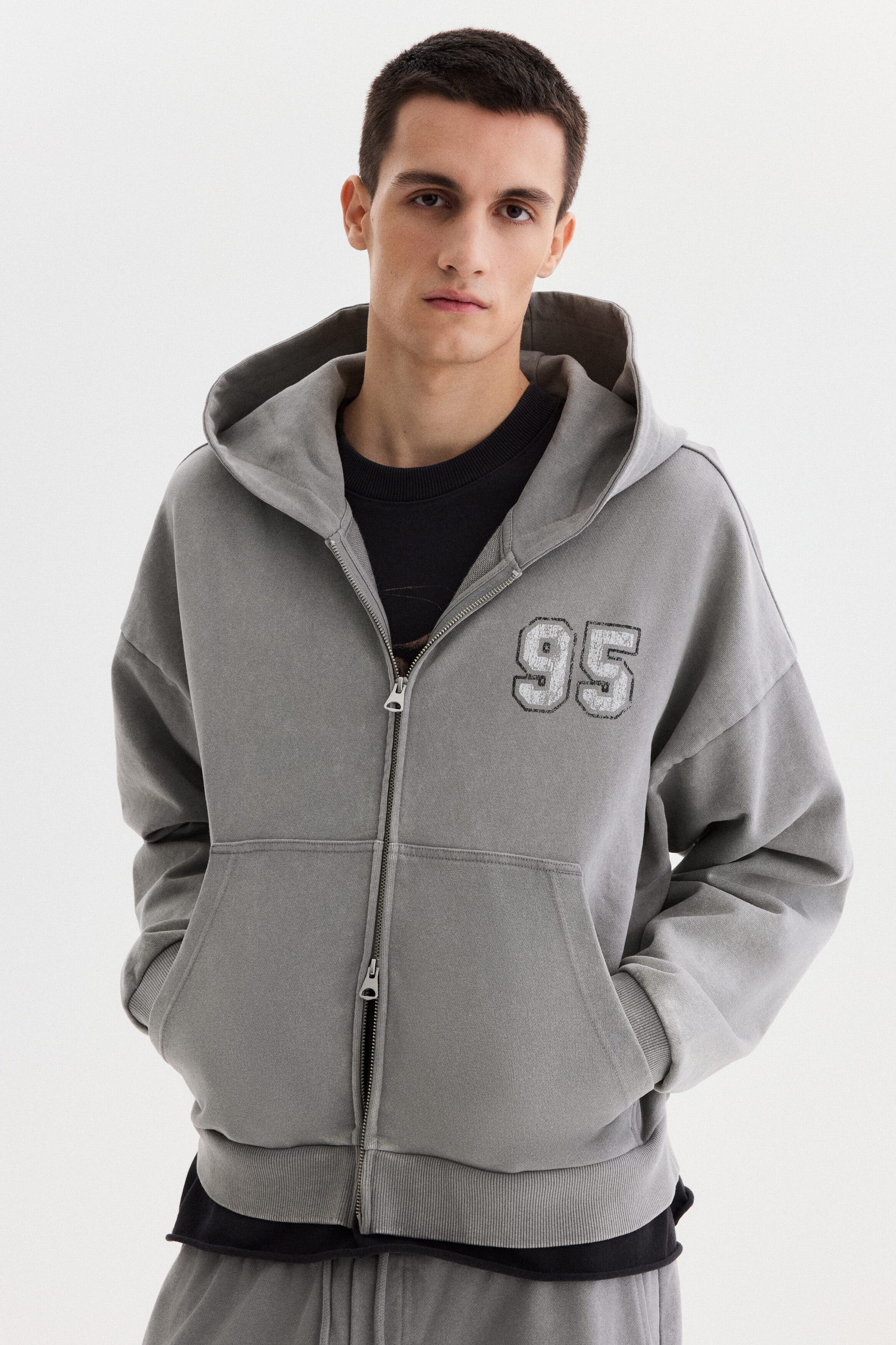 selected Dusty gray/95