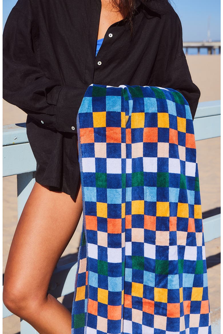 Sundown Deep Pacific Beach Towel, Alternate, color, DEEP PACIFIC