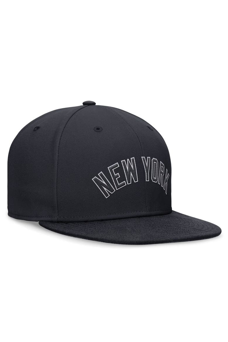 Men's Nike Navy New York Yankees Evergreen Performance Fitted Hat, Alternate, color, Navy
