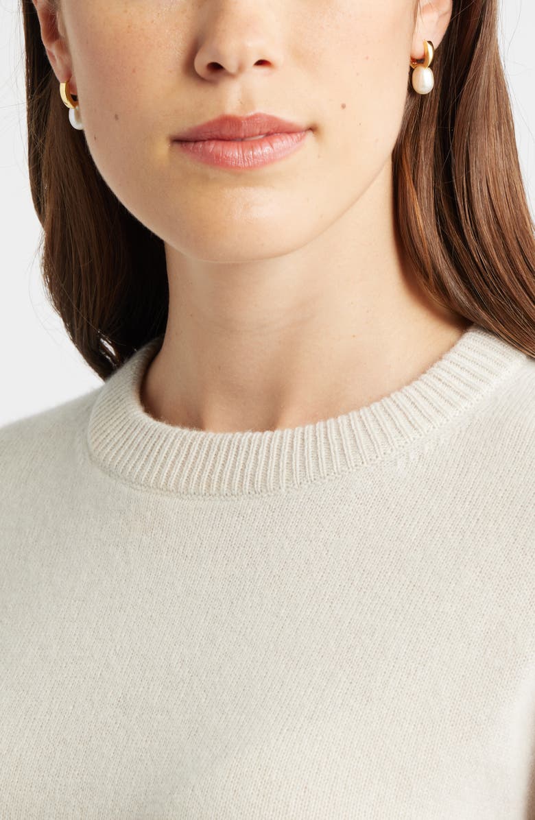 Nordstrom Demi Fine Freshwater Pearl Huggie Hoop Earrings, Alternate, color, 