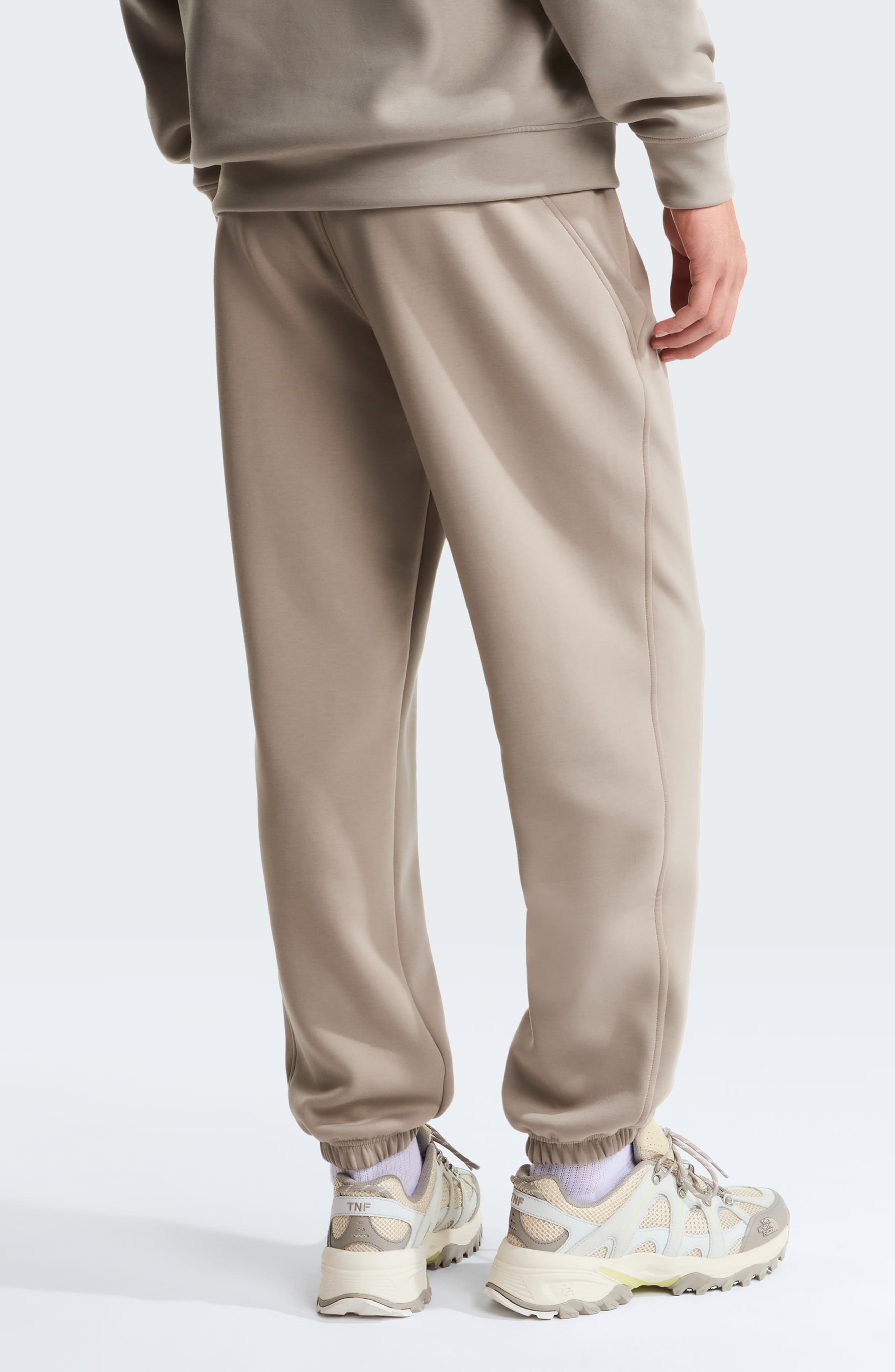Dynamic Joggers - image 4
