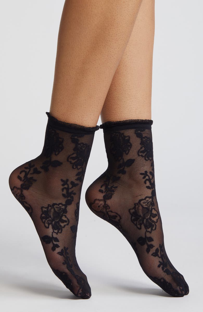 Oroblu Trim Lace Ankle Socks, Main, color,