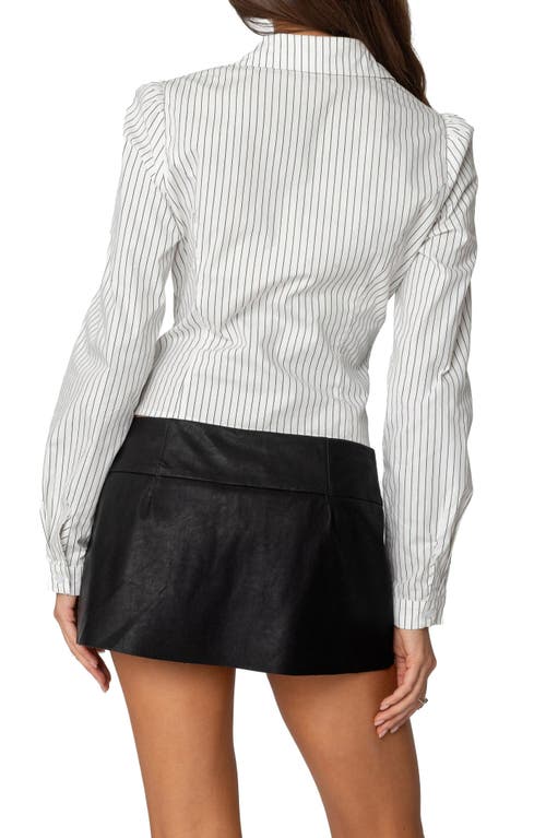 EDIKTED EDIKTED PINSTRIPE FITTED POPLIN BUTTON-UP SHIRT 