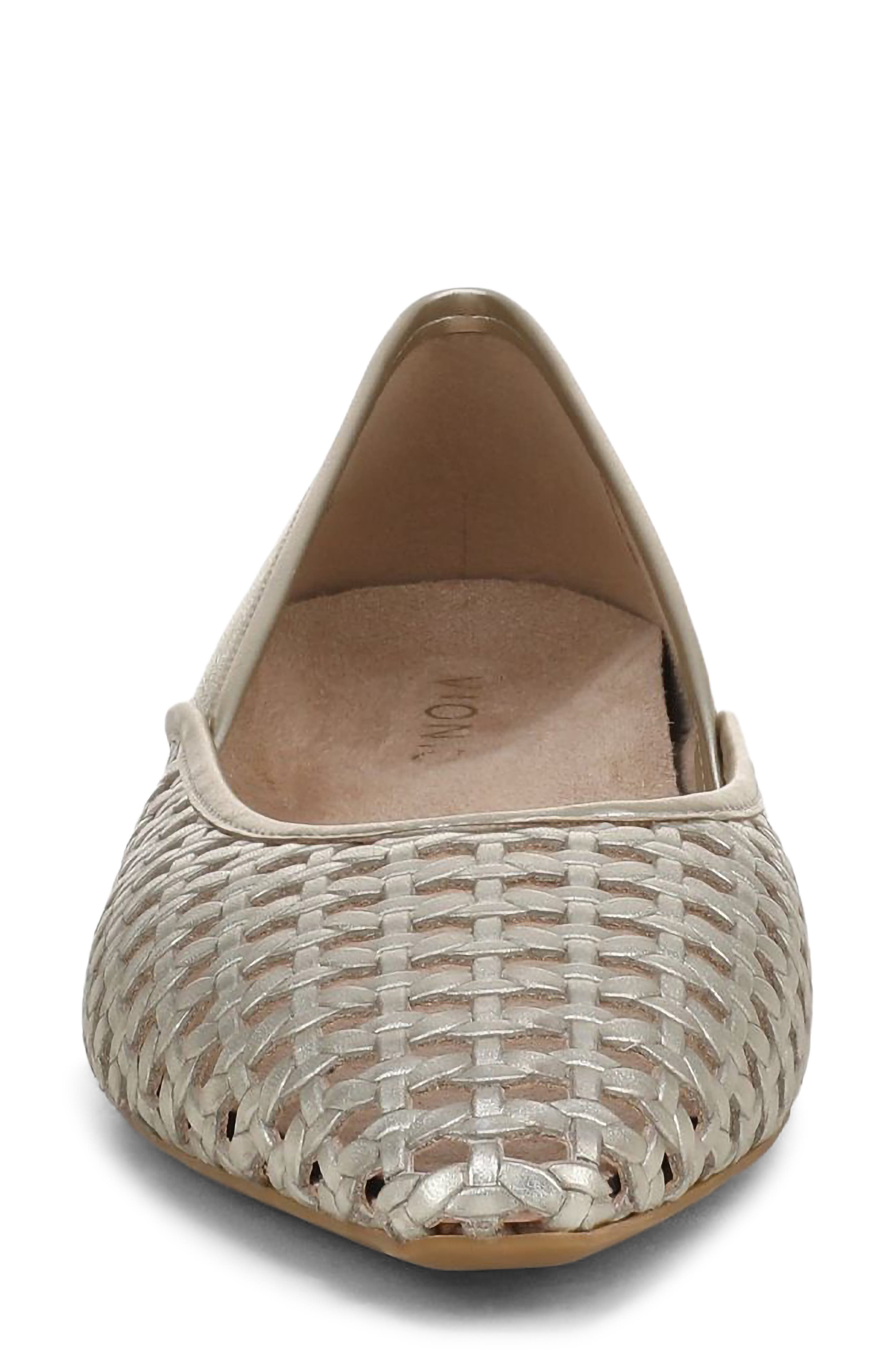 Vionic Gracia Woven Flat, Alternate, color, 