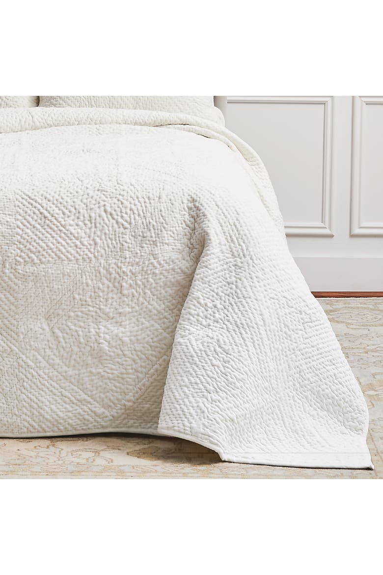 Vela Ivory King Bed Quilt, Alternate, color, Off-White