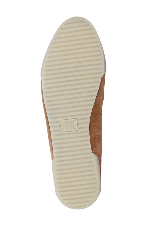 Frye Melanie Skimmer In Almond