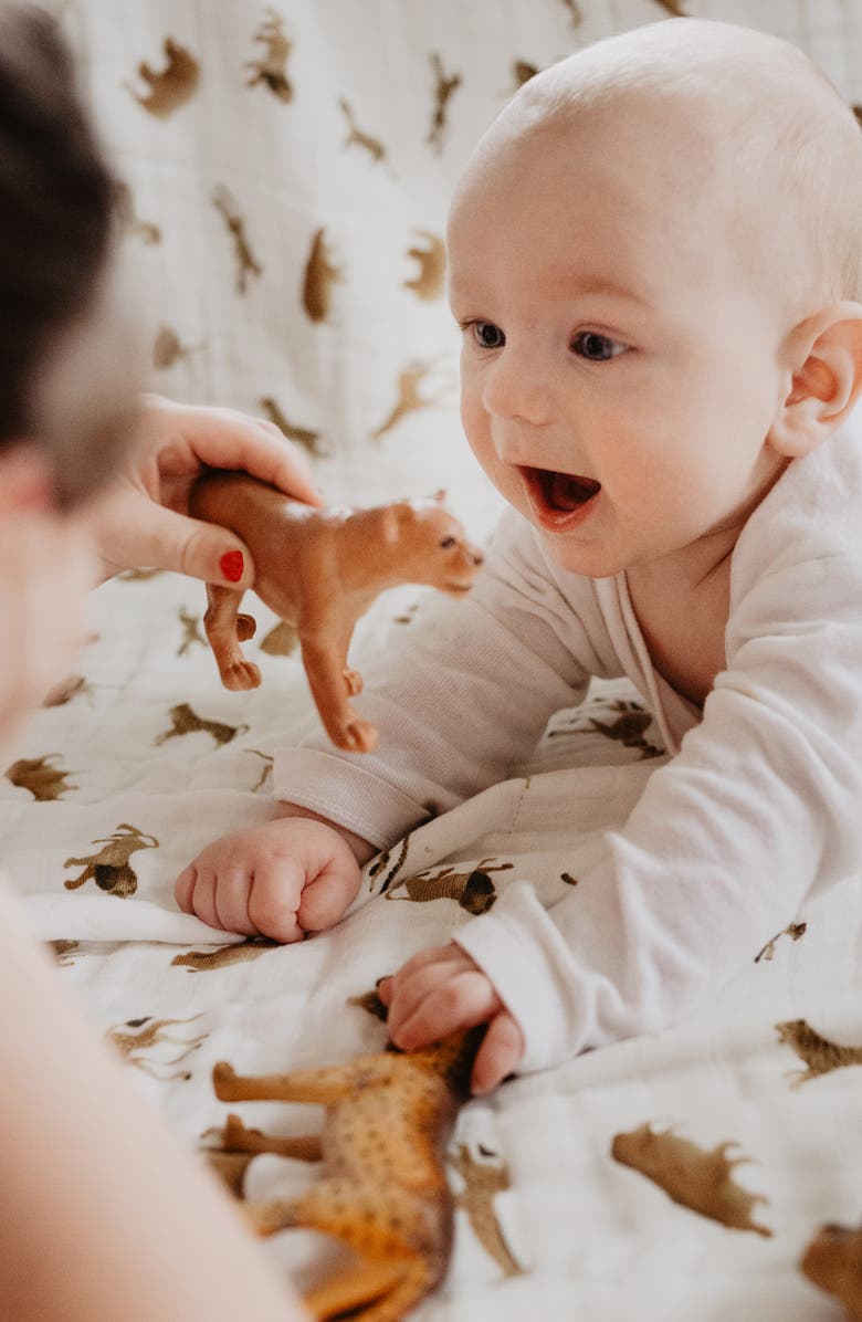 little unicorn Organic Cotton Muslin Quilted Throw, Alternate, color, Animal Crackers