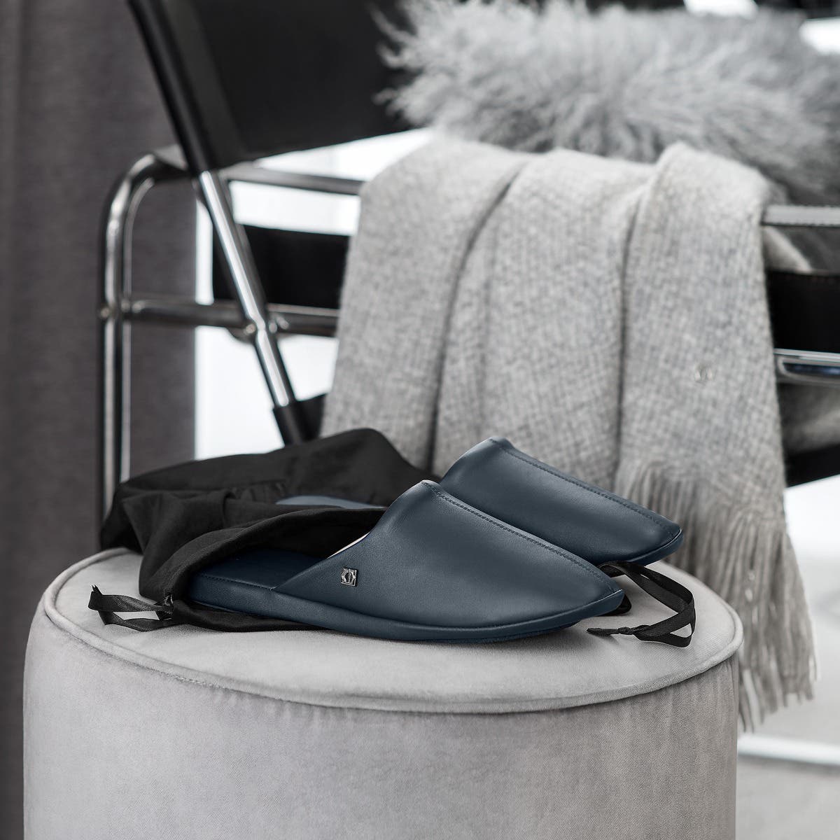 Togas Glen Men's Leather Slippers, Alternate, color, Blue